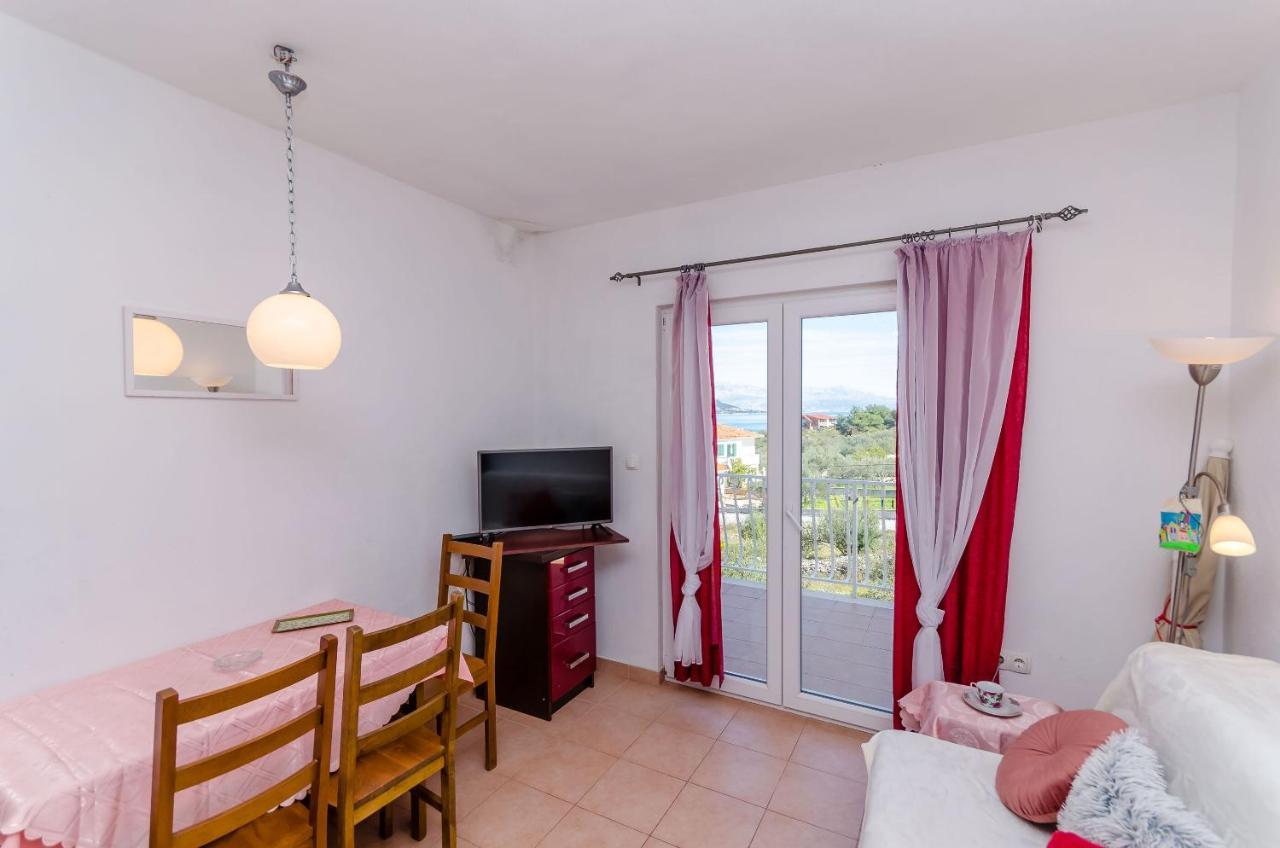 Apartments Stara Maslina Slatine Dış mekan fotoğraf