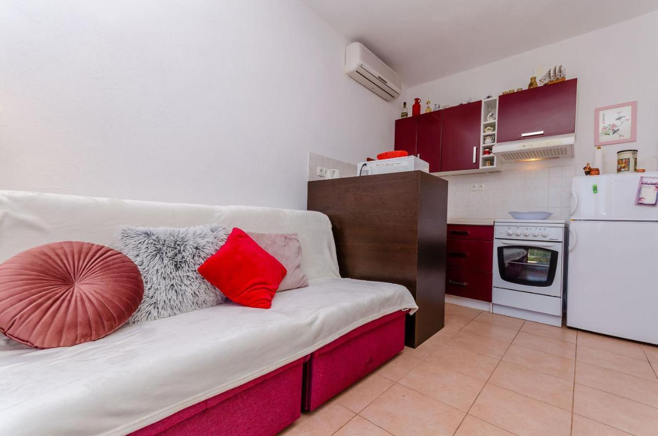 Apartments Stara Maslina Slatine Dış mekan fotoğraf