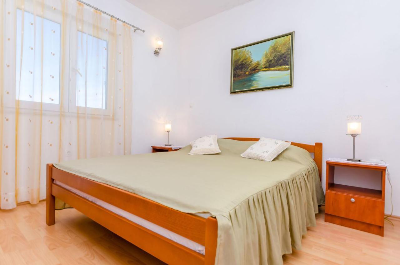 Apartments Stara Maslina Slatine Dış mekan fotoğraf
