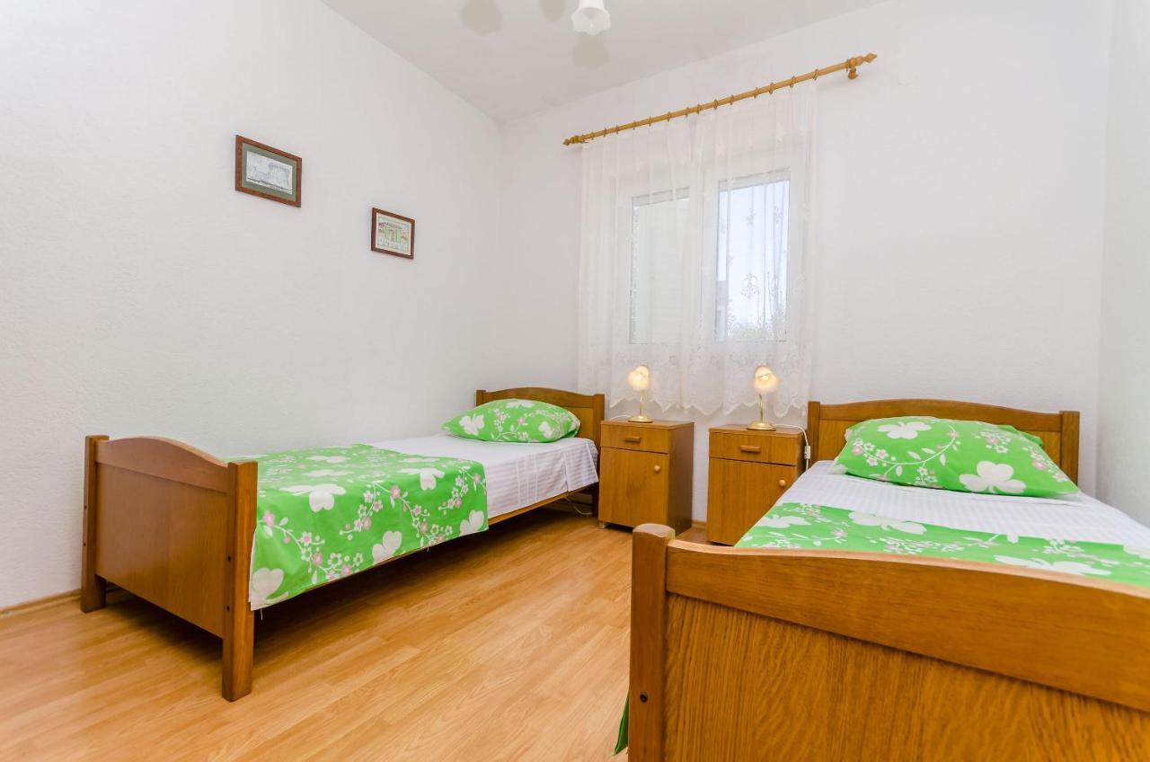 Apartments Stara Maslina Slatine Dış mekan fotoğraf