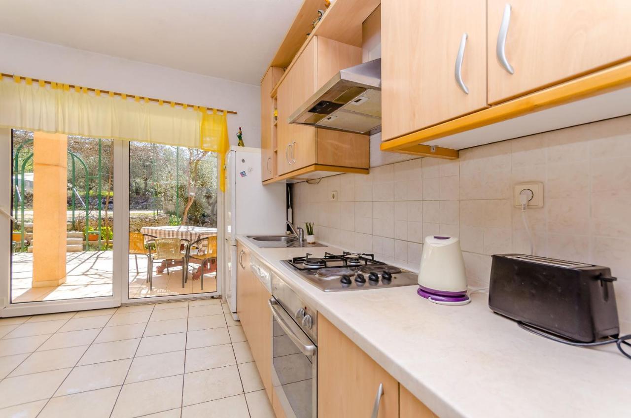 Apartments Stara Maslina Slatine Dış mekan fotoğraf