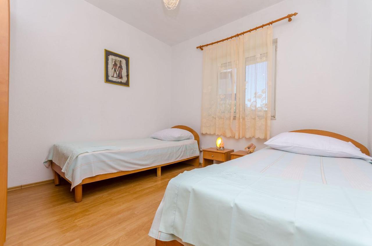 Apartments Stara Maslina Slatine Dış mekan fotoğraf