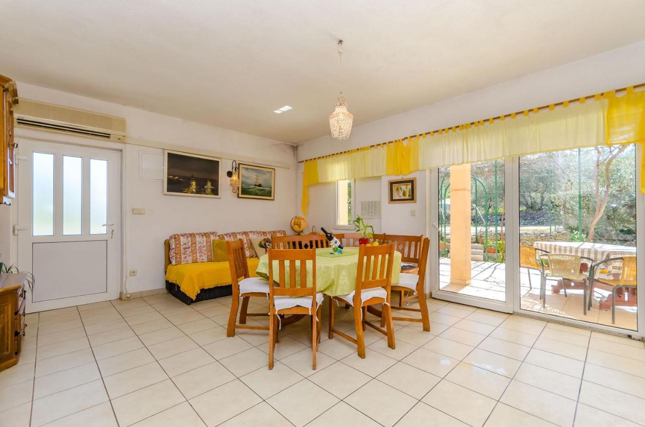 Apartments Stara Maslina Slatine Dış mekan fotoğraf
